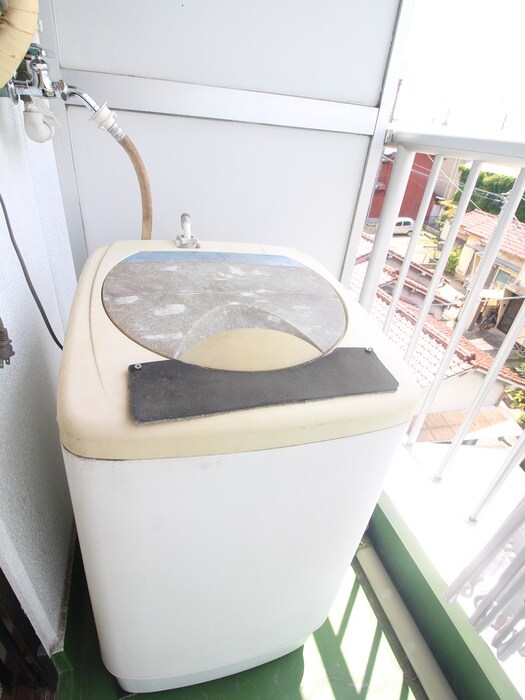 物件内観写真17　(洗濯機置場)