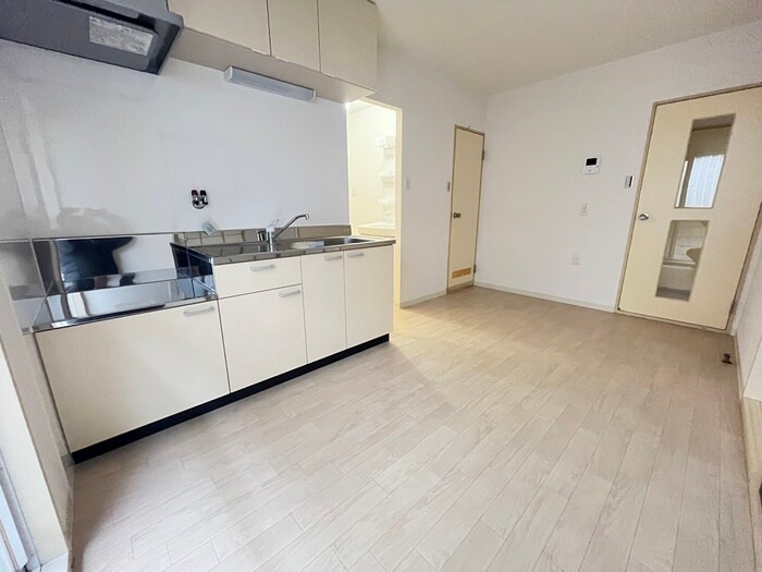 物件内観写真7　(廊下)