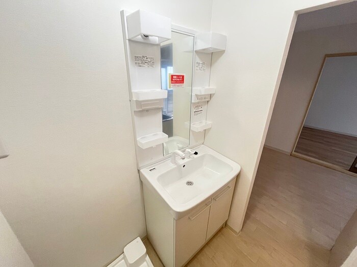 物件内観写真9　(洗面)