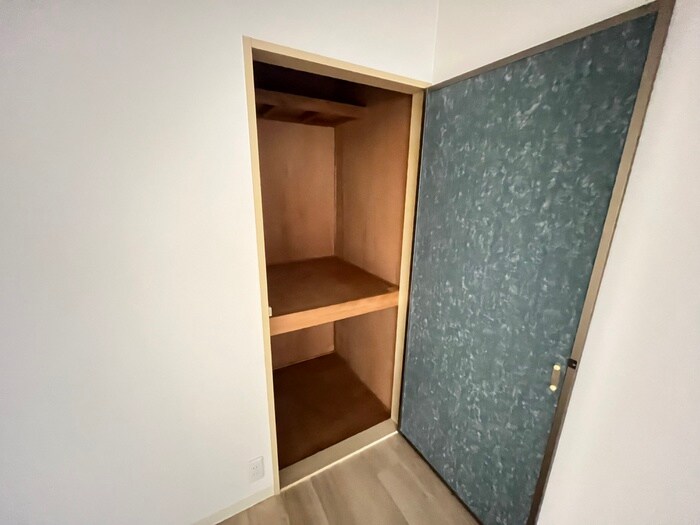 物件内観写真16　(収納)