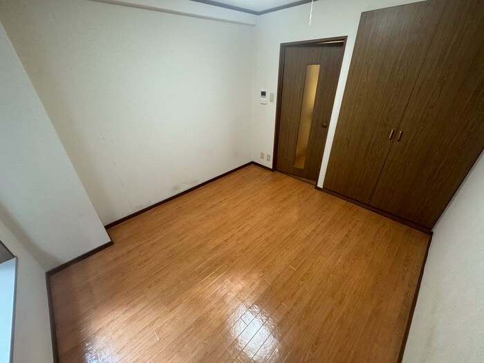 物件内観写真6　(居室)