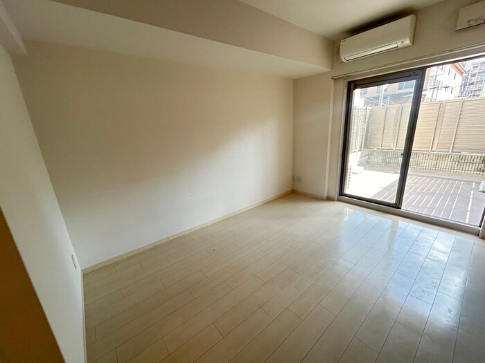 物件内観写真21　(居室)