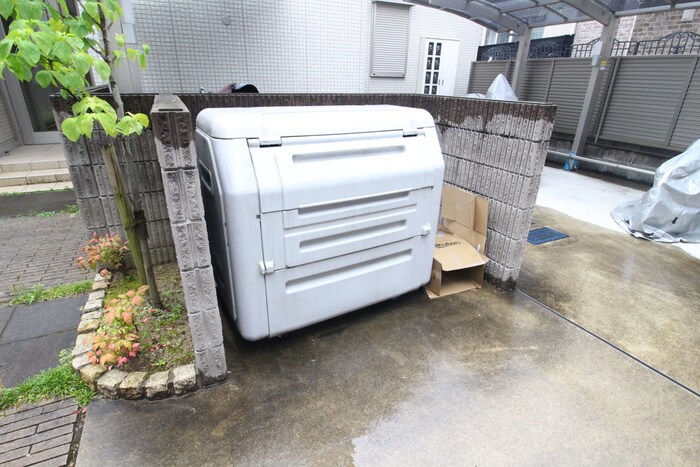 物件外観写真6　(建物設備)