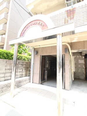中井マンション新烏丸外観写真