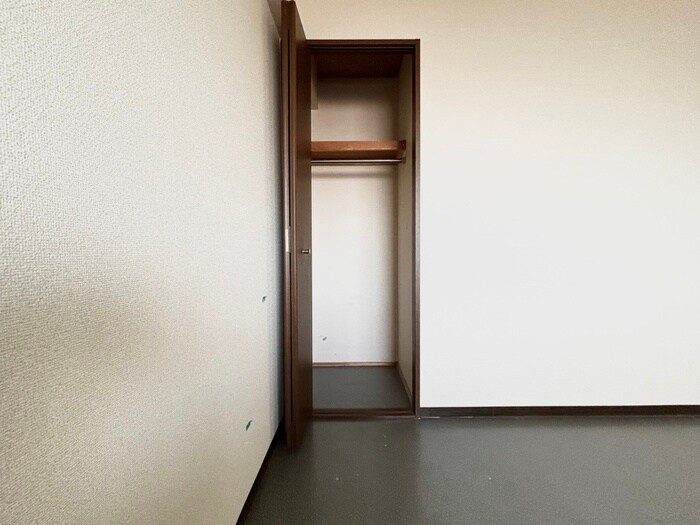 物件内観写真17　(収納)