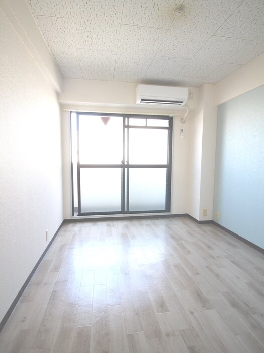 物件内観写真13　(居室)