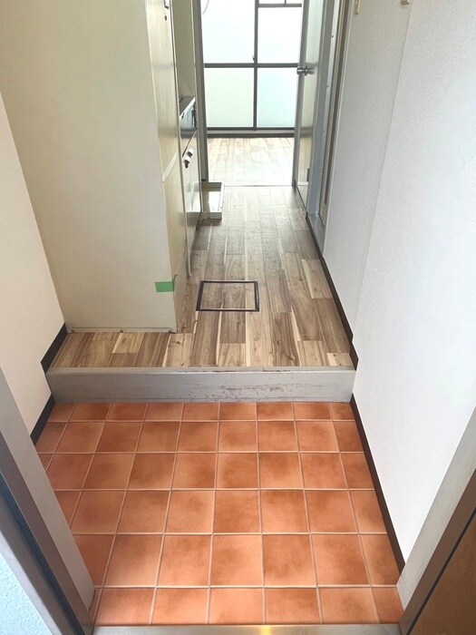 物件内観写真16　(廊下)