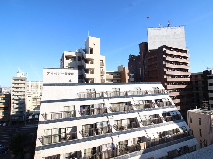 物件内観写真16　(室内からの展望)