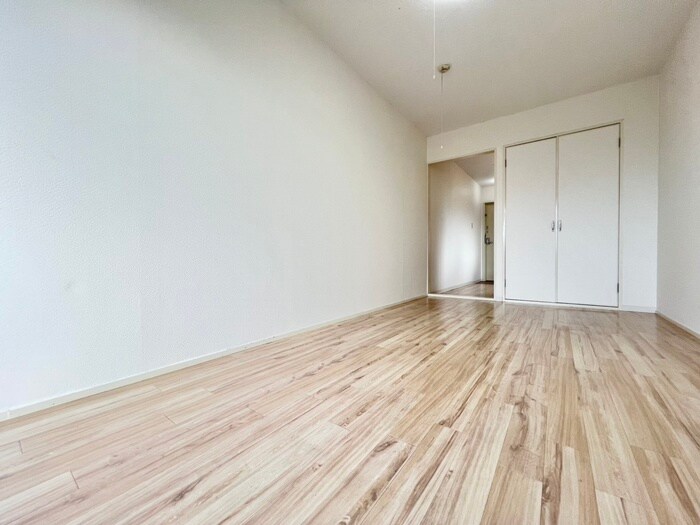 物件内観写真5　(居室)