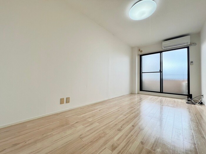 物件内観写真9　(居室)