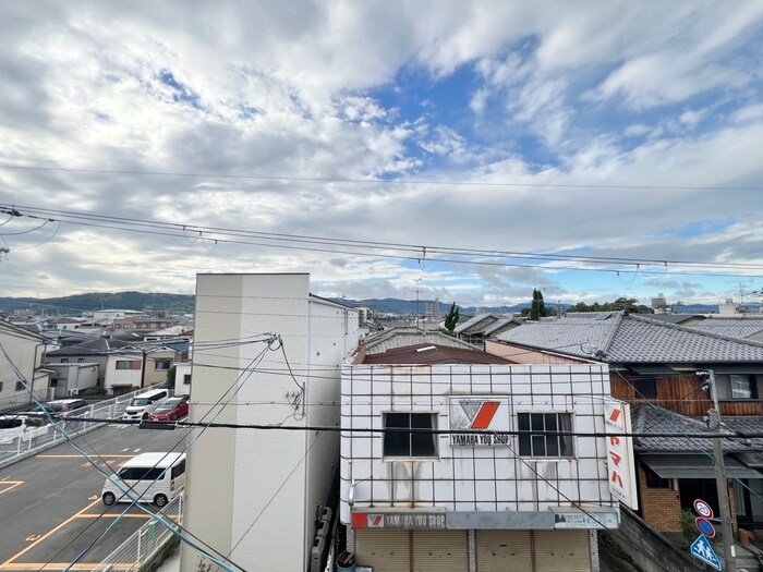 物件内観写真18　(室内からの展望)