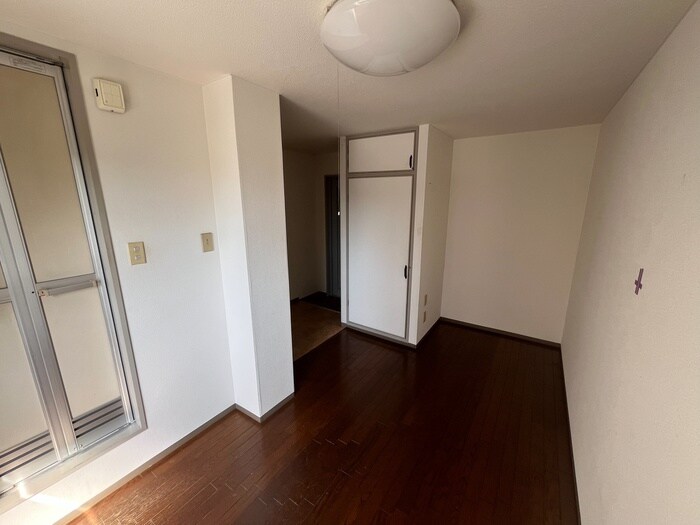 物件内観写真13　(居室)