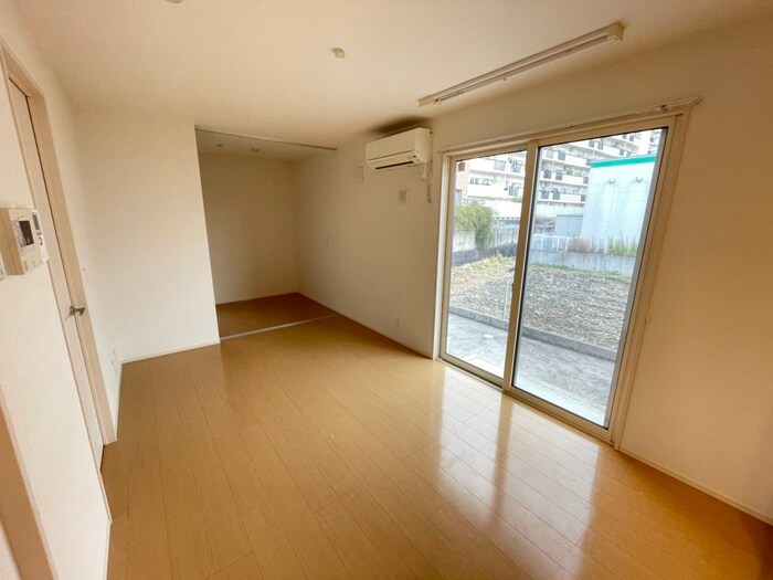 物件内観写真6　(居室)