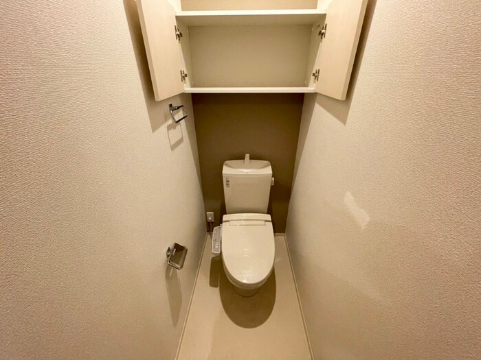 物件内観写真14　(トイレ)