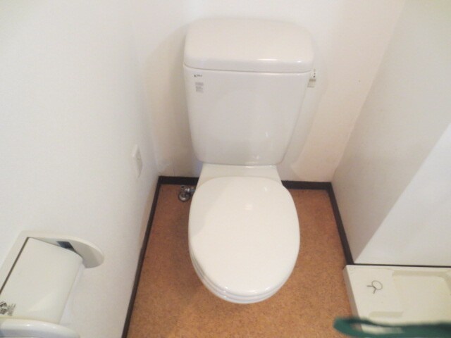 物件内観写真10　(トイレ)