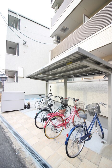 物件外観写真3　(駐輪場)
