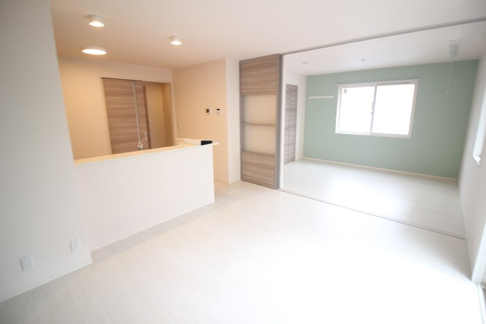 物件内観写真7　(居室)