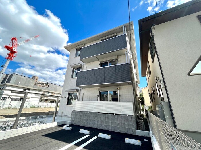 物件外観写真2　(外観写真)