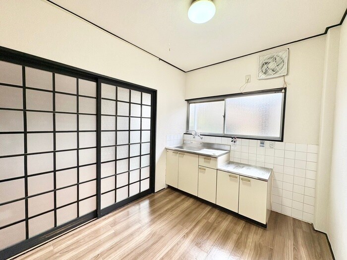 物件内観写真11　(居室)