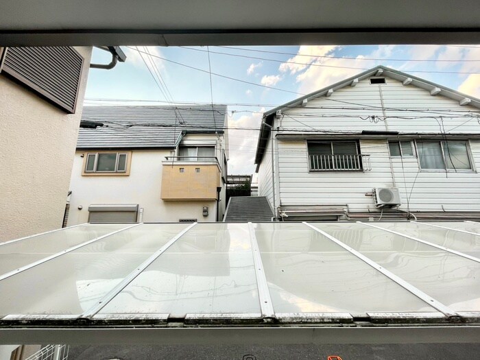 物件内観写真15　(室内からの展望)