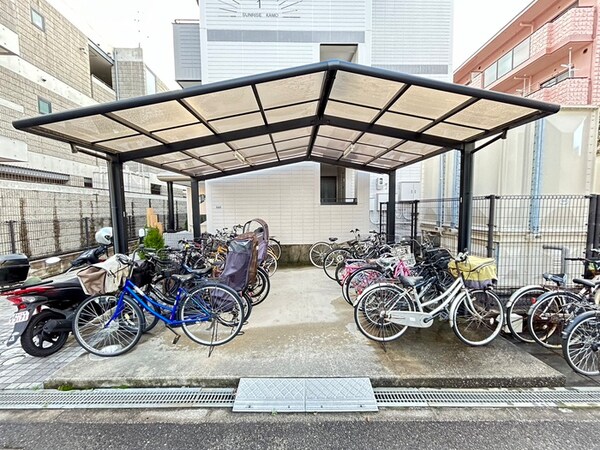 駐輪場