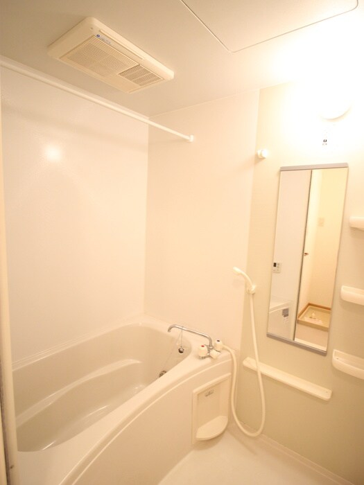 物件内観写真9　(バス／シャワールーム等)