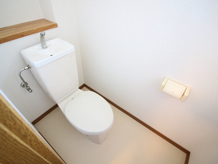 物件内観写真12　(トイレ)