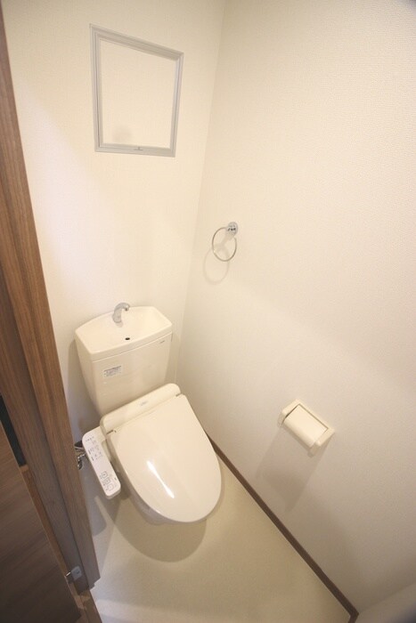 物件内観写真11　(トイレ)