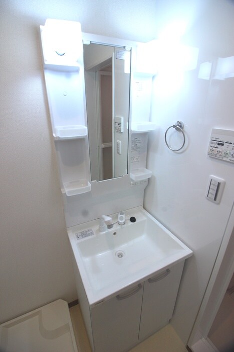 物件内観写真12　(洗面)