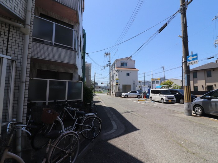 物件外観写真6　(周辺環境)