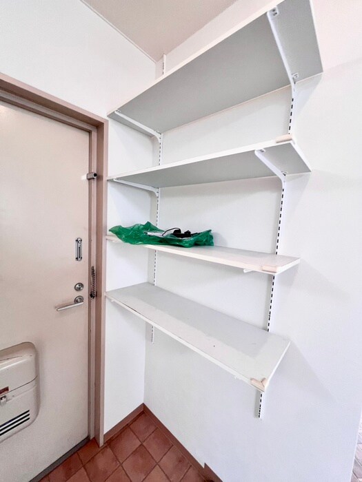 物件内観写真17　(靴箱)