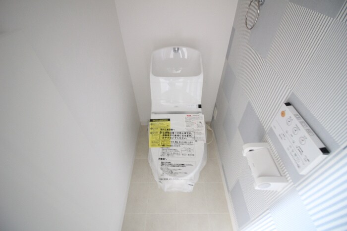 物件内観写真15　(トイレ)