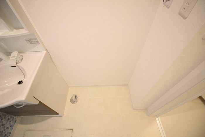 物件内観写真17　(洗濯機置場)