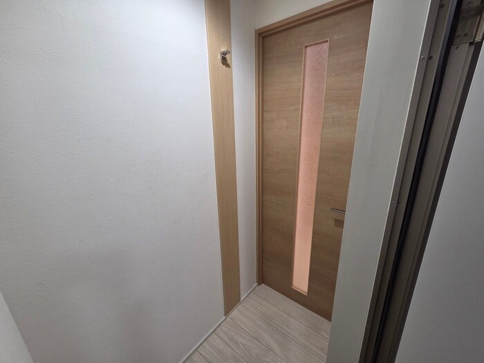 物件内観写真7　(玄関)