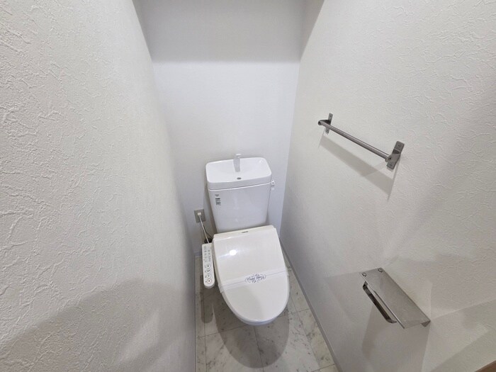 物件内観写真12　(トイレ)