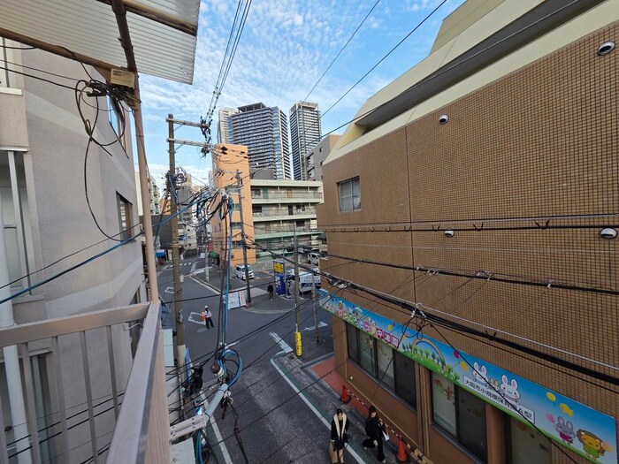 物件内観写真22　(室内からの展望)