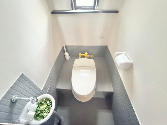 物件内観写真14　(トイレ)