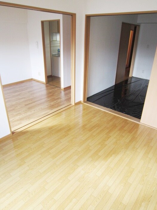 物件内観写真7　(居室)