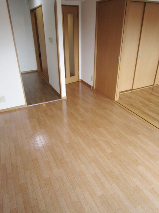 物件内観写真7　(居室)