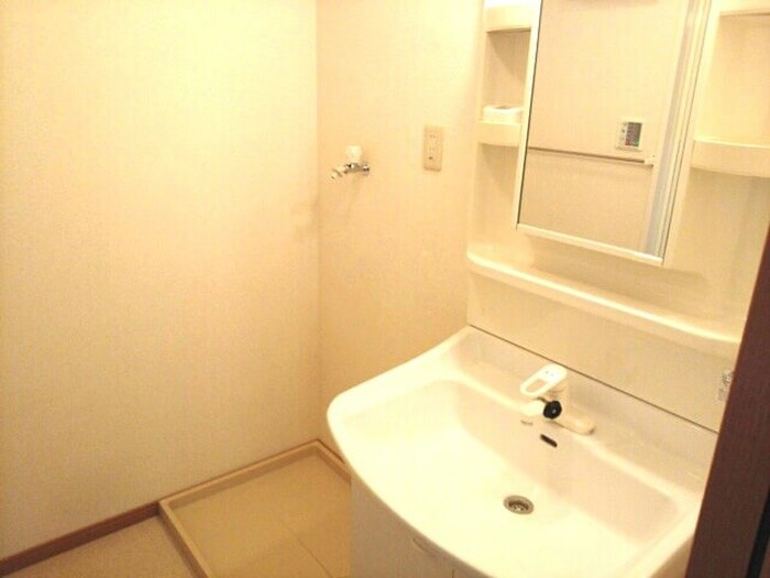 物件内観写真11　(洗面)