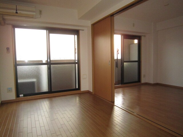 物件内観写真15　(居室)