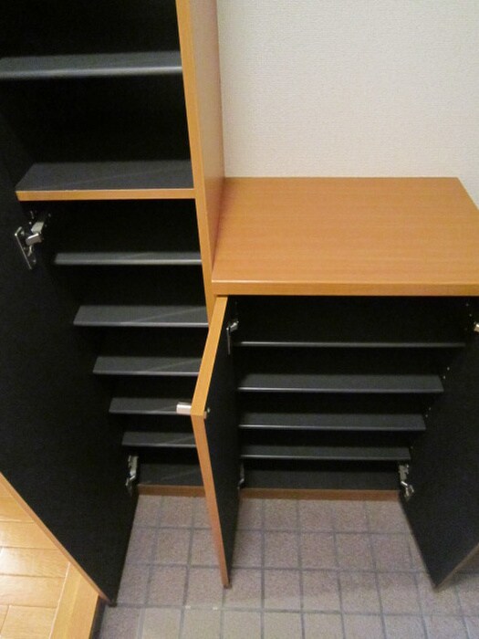 物件内観写真19　(靴箱)