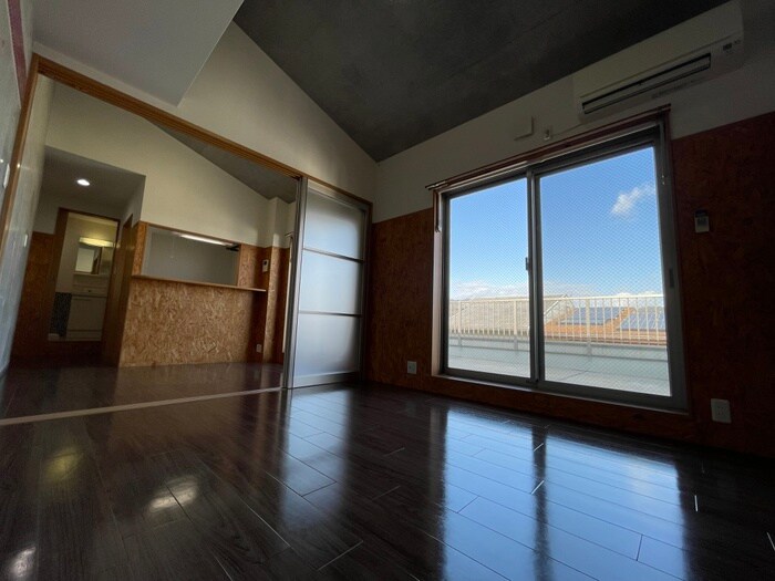 物件内観写真8　(居室)