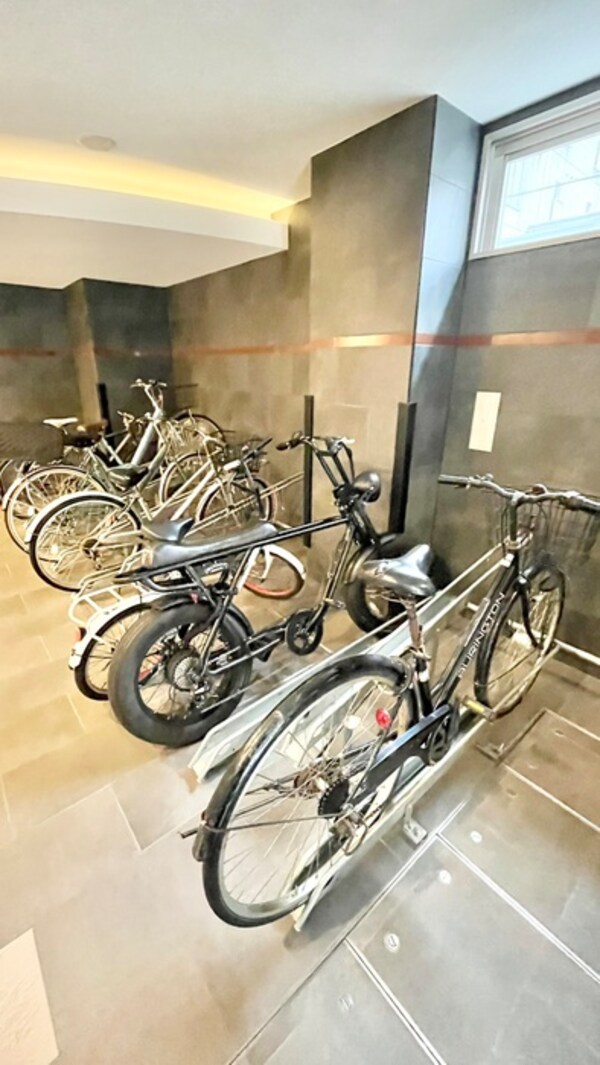 駐輪場