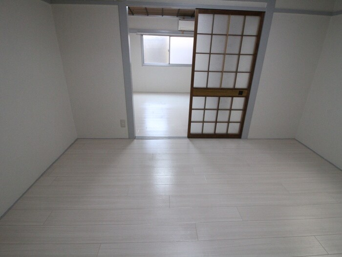 物件内観写真12　(居室)