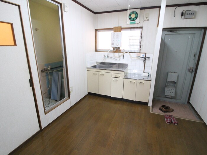 物件内観写真18　(居室)