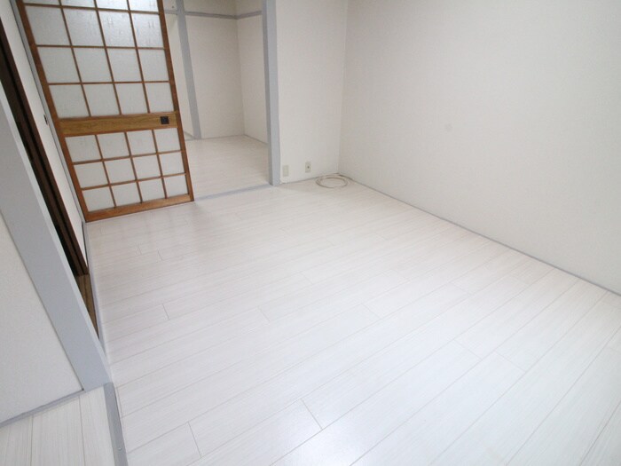 物件内観写真19　(居室)