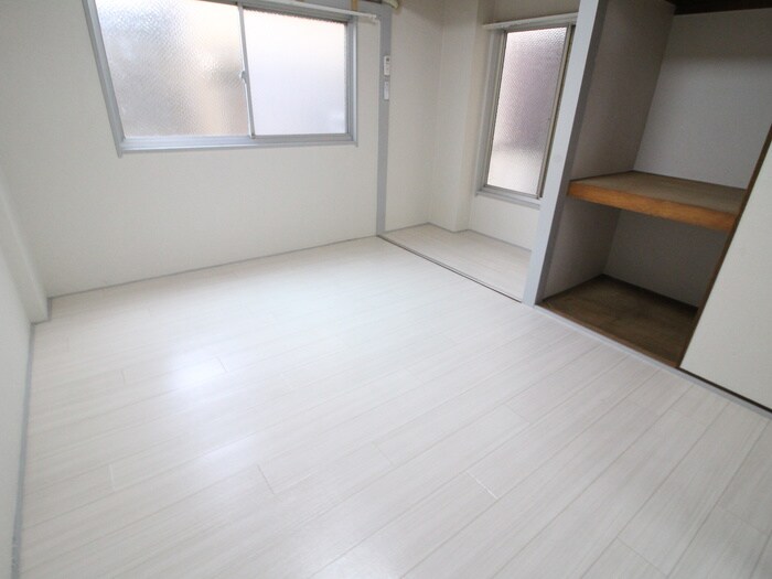 物件内観写真21　(居室)