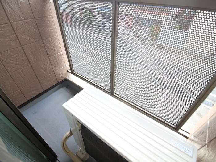 ネオメゾン山九のベランダ・バルコニー