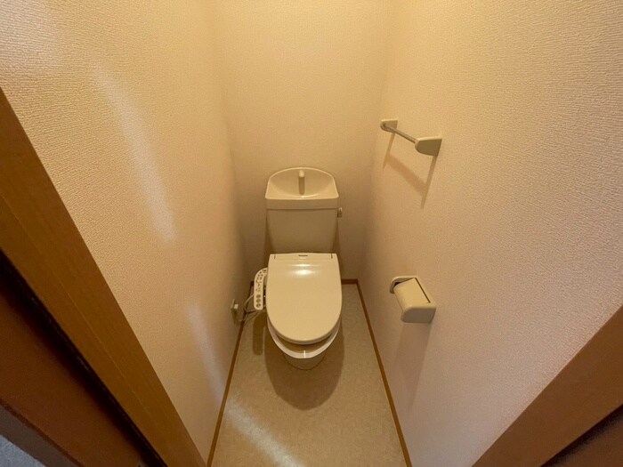 物件内観写真11　(トイレ)